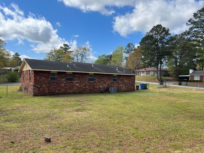 Photo - **AVAILABLE NOW**4 Bedroom / 1.5 Bathroom Home for Rent in East Columbus, GA***
