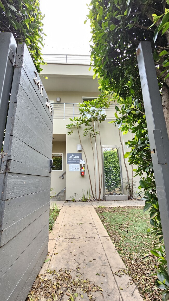 Photo - 2420 Ocean Ave