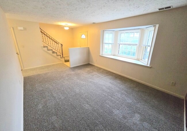 Photo - COZY YET SPACIOUS 4 BED/2.5 BATH TOWNHOME!...