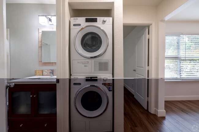 Miele Washer and DryerIn Unit