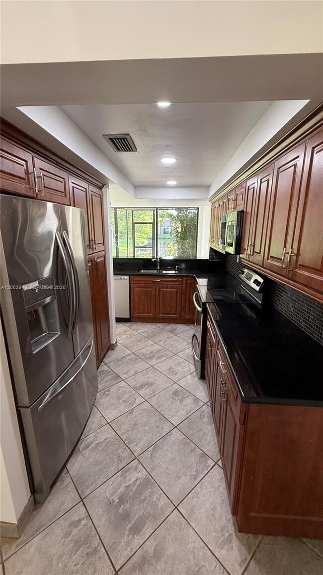 Photo - 2961 SW 87th Ave Unidad 301