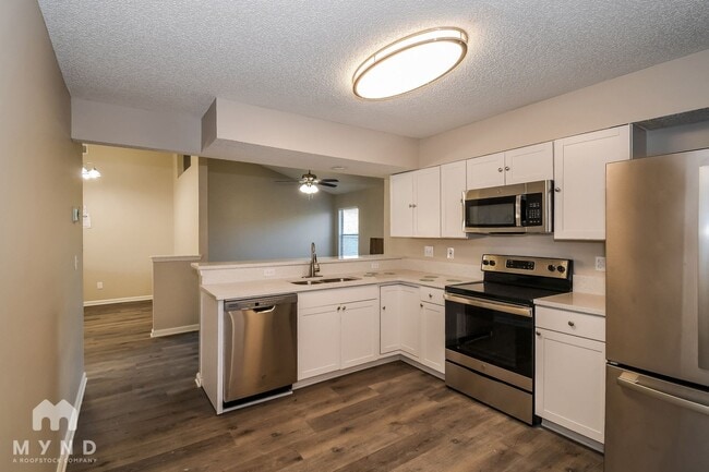 Photo - 6949 Huntington Woods Cir W