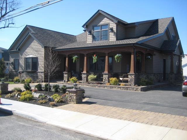 Building Photo - 814 Pine Pl Rental