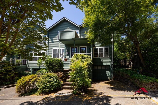 Building Photo - 321 SE 14th Ave Rental