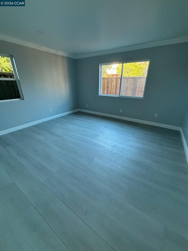 Photo - 4554 Lakeshore Dr