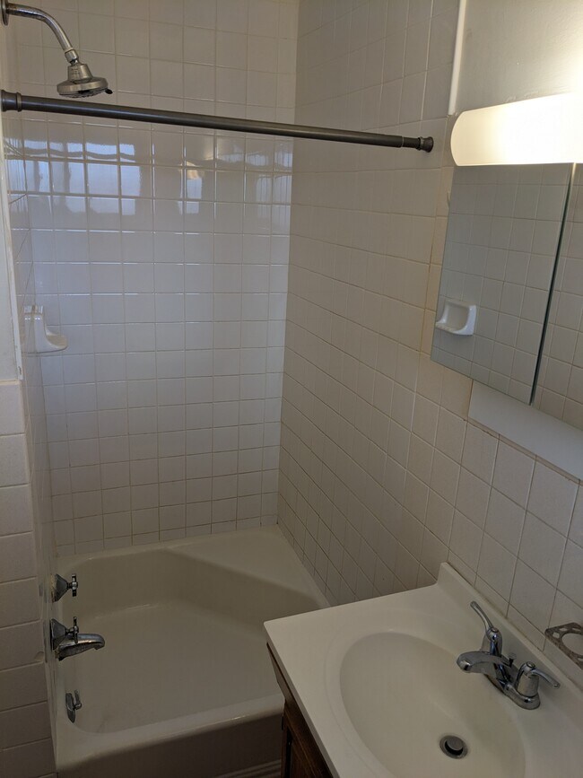 Photo - 312 Chicago Ave Unidad 2D