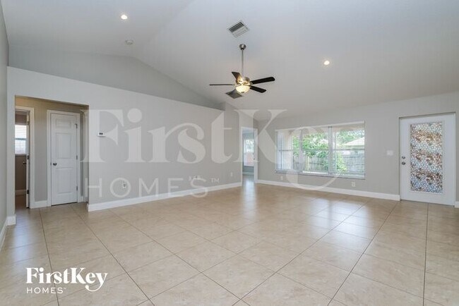 Photo - 3615 Madagascar Ave