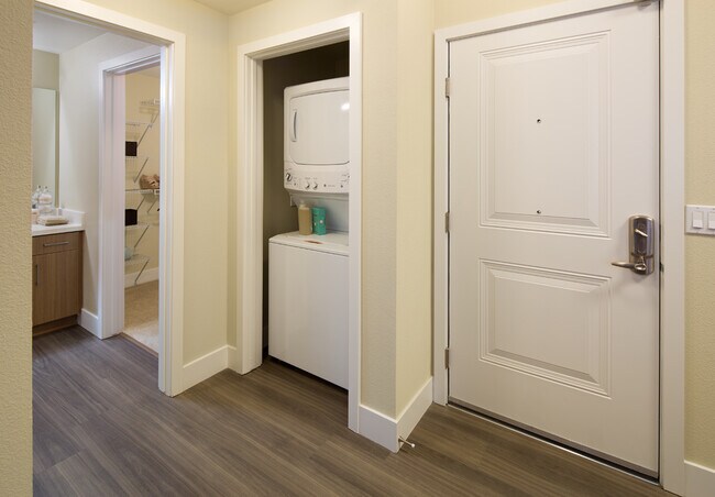Full-size Washer and Dryer