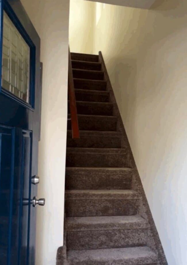 Foyer - 2801 S 16th St Unit 2nd Floor