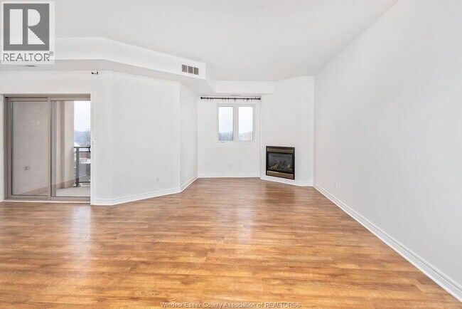 Photo - 1855 Normandy St Unit 607