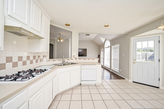 Photo - 12210 Ferncrest Ct