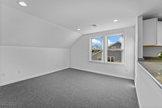 Photo - 43 Hillcrest Ave