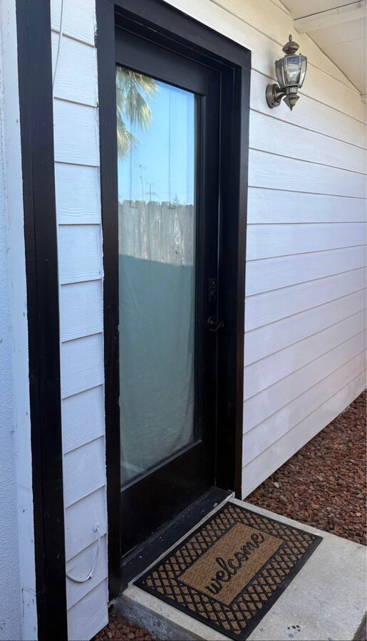 Photo - 304 N 8th Ave