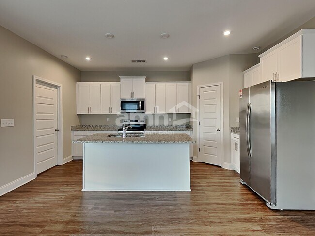 Photo - 5242 Tupelo St