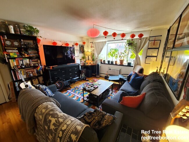 Photo - 245 Kelton St Unit 24