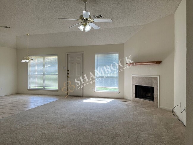 Photo - 3/2 Duplex near Hewitt Post Office