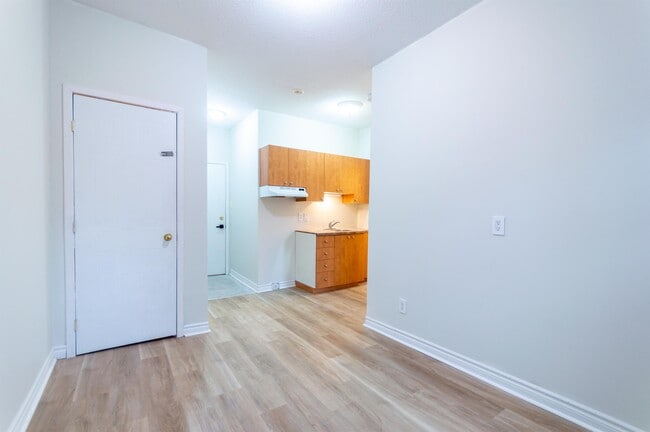 Photo - 477 Cumberland St
