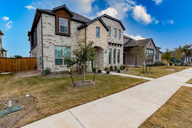 Photo - 2808 Stone Branch Dr