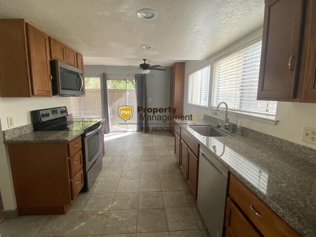 Photo - Coming Soon! 2 Bedroom Condo in Gated Community! Unidad 161