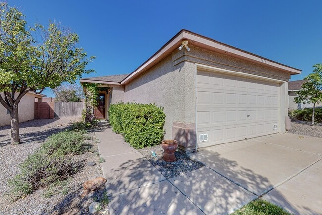 Building Photo - 3473 Martin Meadows Dr NE