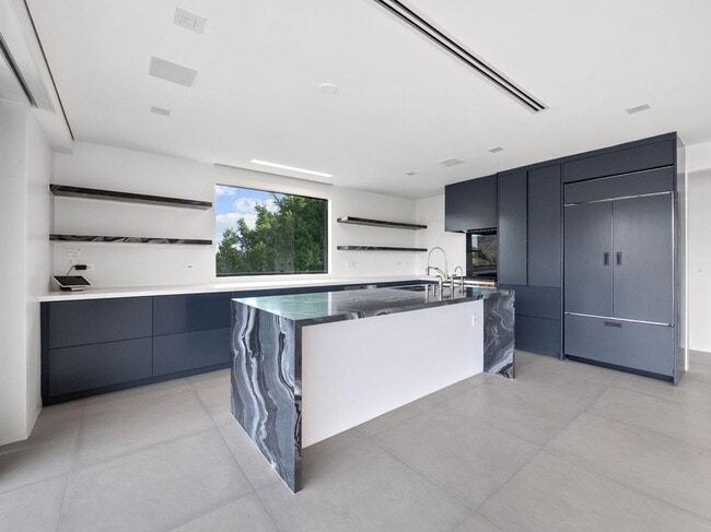 Photo - 5710 Hill Oak Dr