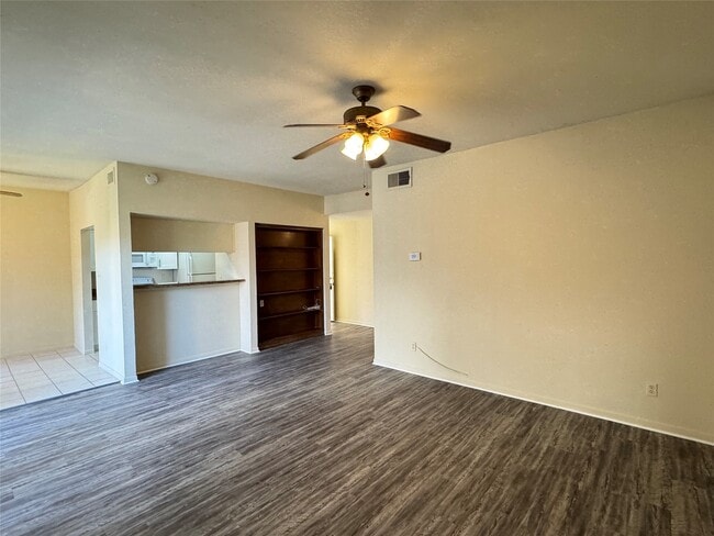 Photo - 6500 Harbor Town Dr Unit 3408