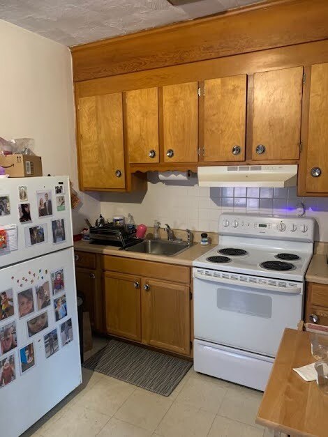 Photo - 264 Aspinwall Ave Unit 4