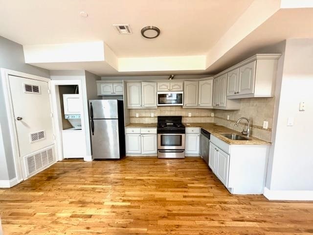 Photo - 4 Jordan Ave