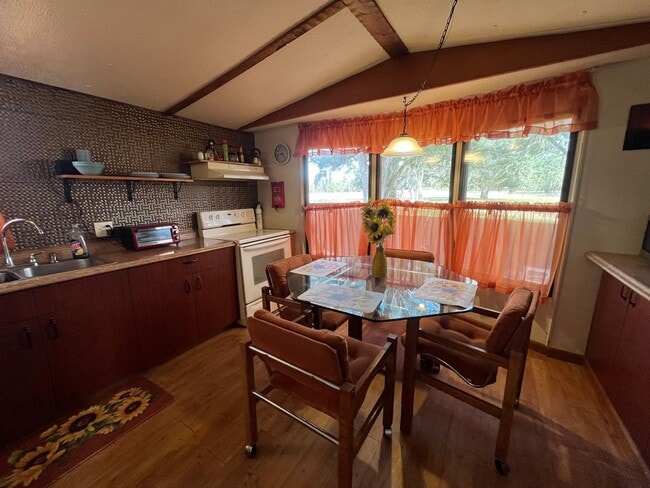 Photo - Charming 2 Bedroom, 2 Bath FURNISHED Single-Wide Manufactured Home – Just South of Live Oak, FL