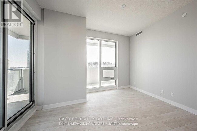 Photo - 2221 Yonge St Unité 2202