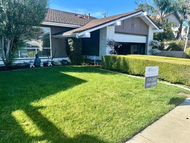 Photo - Beautiful Fully Furnished 4Bed/2Bath Home for Rent