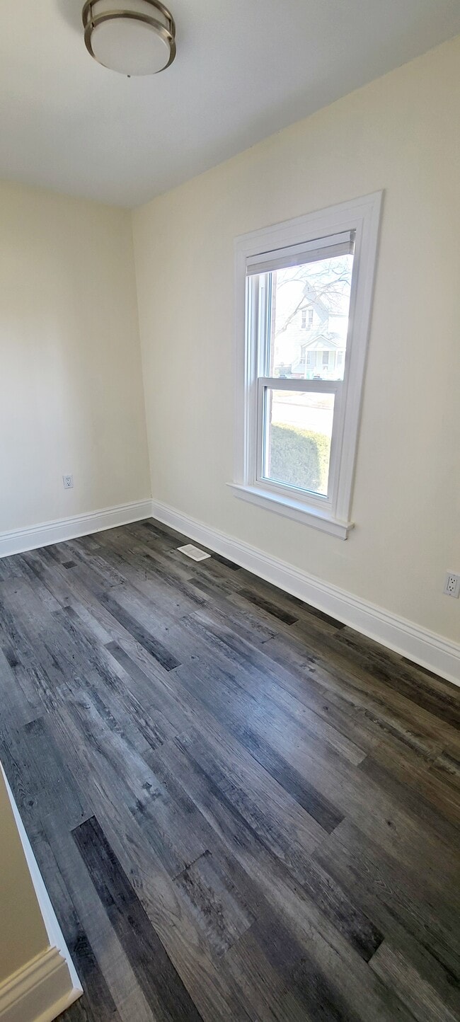 Photo - 282 Wellington St Unité 4