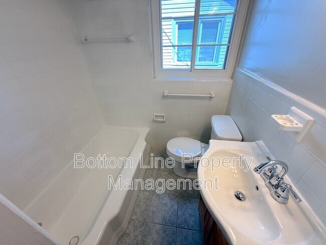 Photo - 1720 Garden Terrace Unit Apt 2