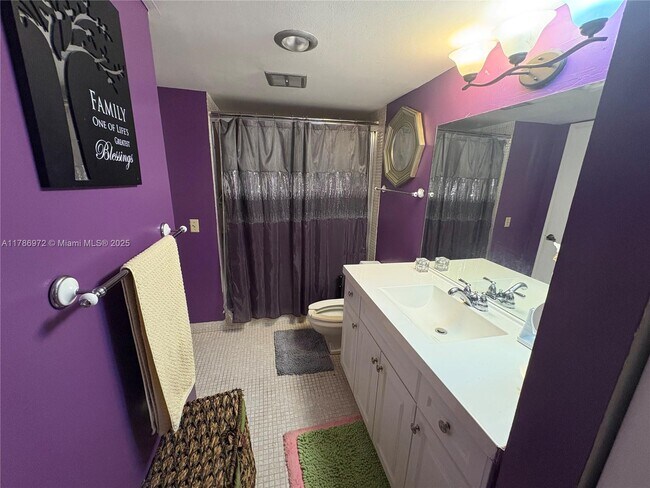 Photo - 4152 Inverrary Dr Unit 303