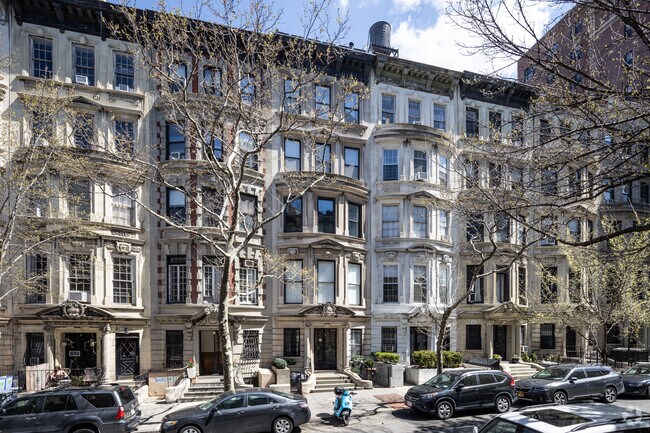 Photo - 29 W 85th St