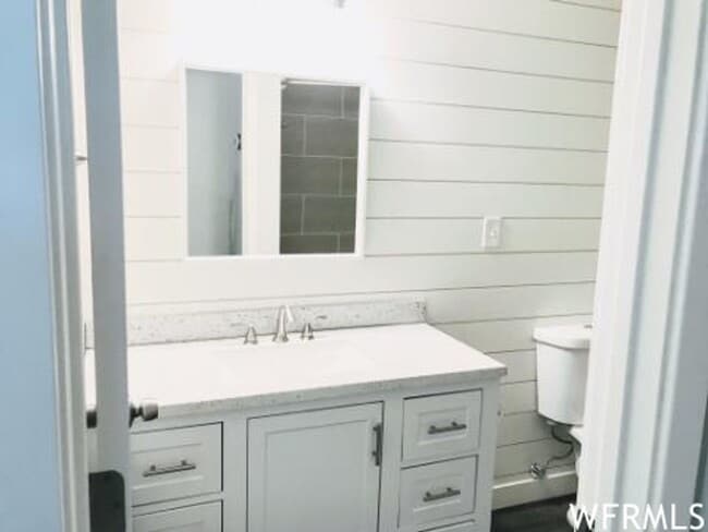 Photo - 1065-1067 Duplex Unit 1065