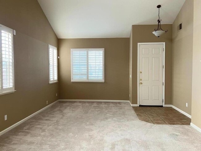 Photo - 2827 Canwick Ln