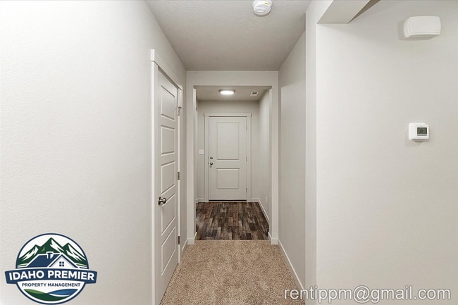 Photo - 5947 S Nordean Ave
