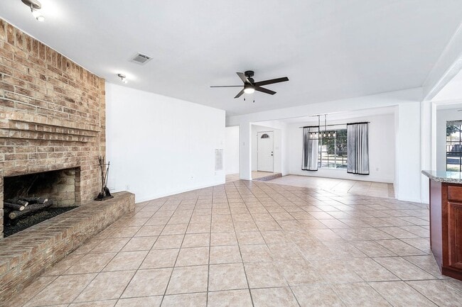 Photo - 5314 Brinkman St
