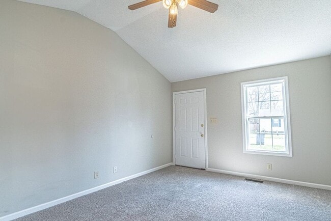Photo - 1/2 off 1st months rent