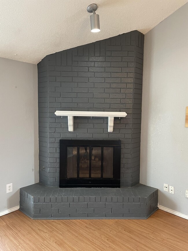 Photo - 2134 Lonnie Ln