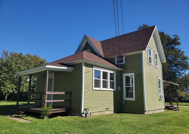 Photo - Spacious 2 story home near OTC