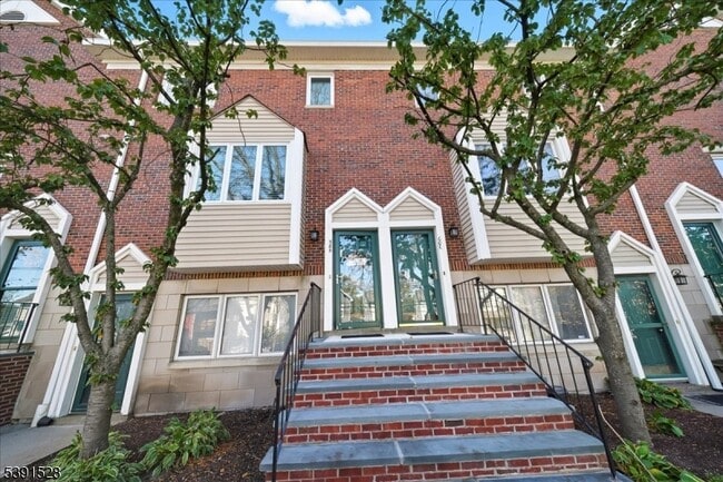 Photo - 58A Ridgedale Ave