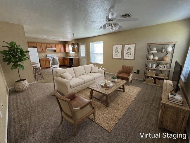 1312 Saddle Dr