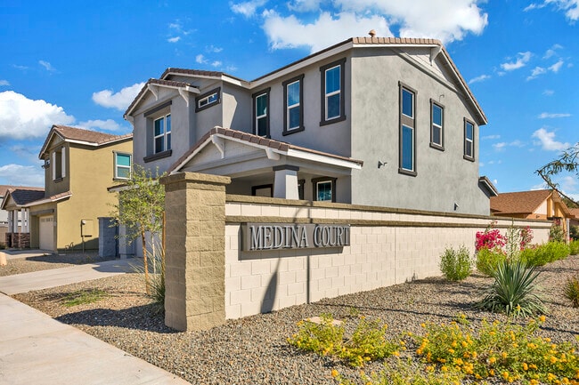 Building Photo - Medina Court