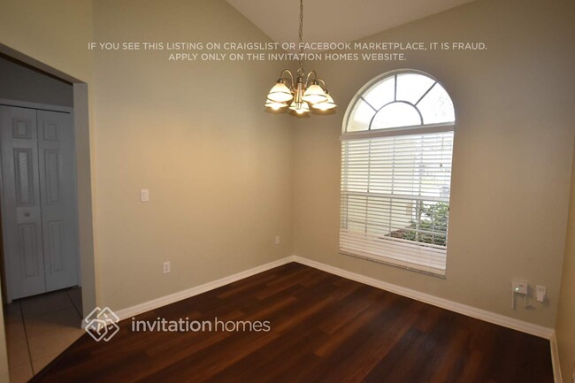 Photo - 1518 Stoneywood Way