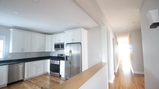 Photo - 1433 Cambridge St Unit 1A