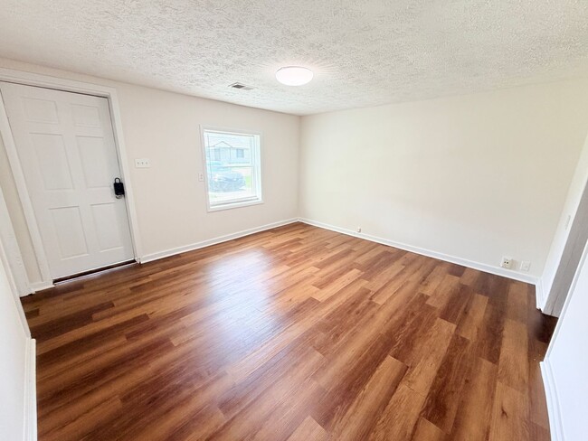 Photo - 1020 E. Seventh St.