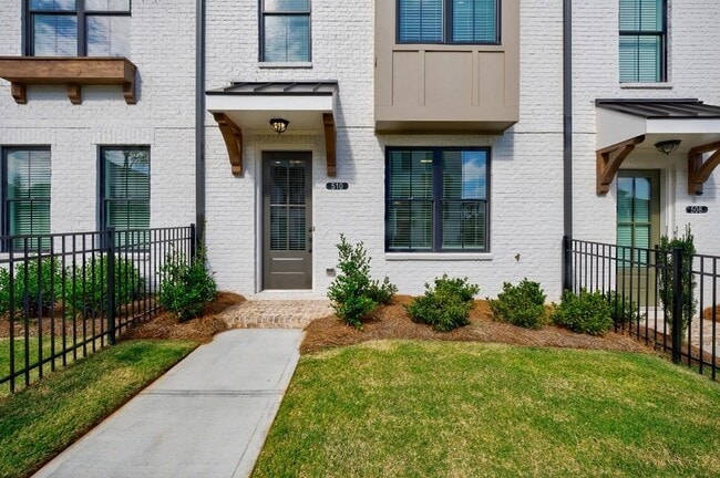 Photo - 510 Healy Dr
