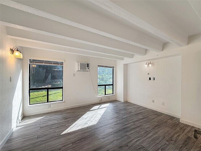Photo - 5914 Lago Vista Way Unit C25